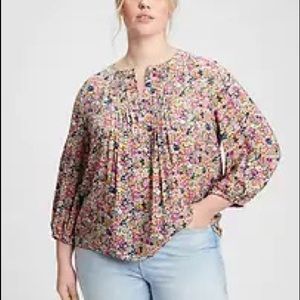 NWT!  GAP floral blouse 💕